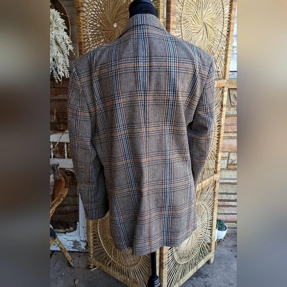 Vintage Jos A Bank Reserve  Men's Wool And Cashmere Made In Italy Plaid Blazer